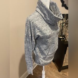 Athleta Cowl Neck Sweatshirt with Pockets and Thumb Holes, Ladies Small